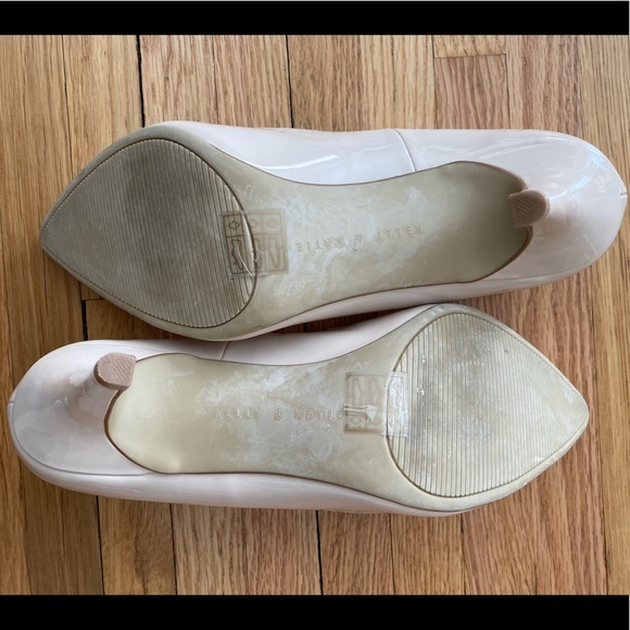 Nude heels! - Picture 3 of 3